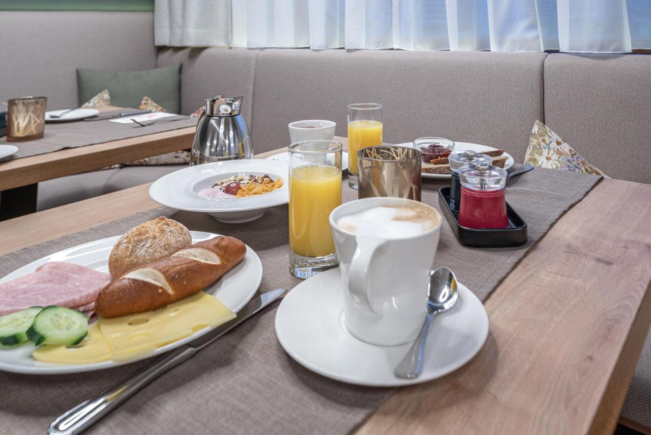 Hotel Bergland All Inclusive Top Quality Seefeld in Tirol Eksteriør bilde